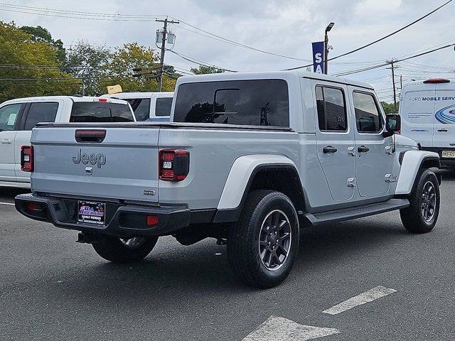 2022 Jeep Gladiator Overland