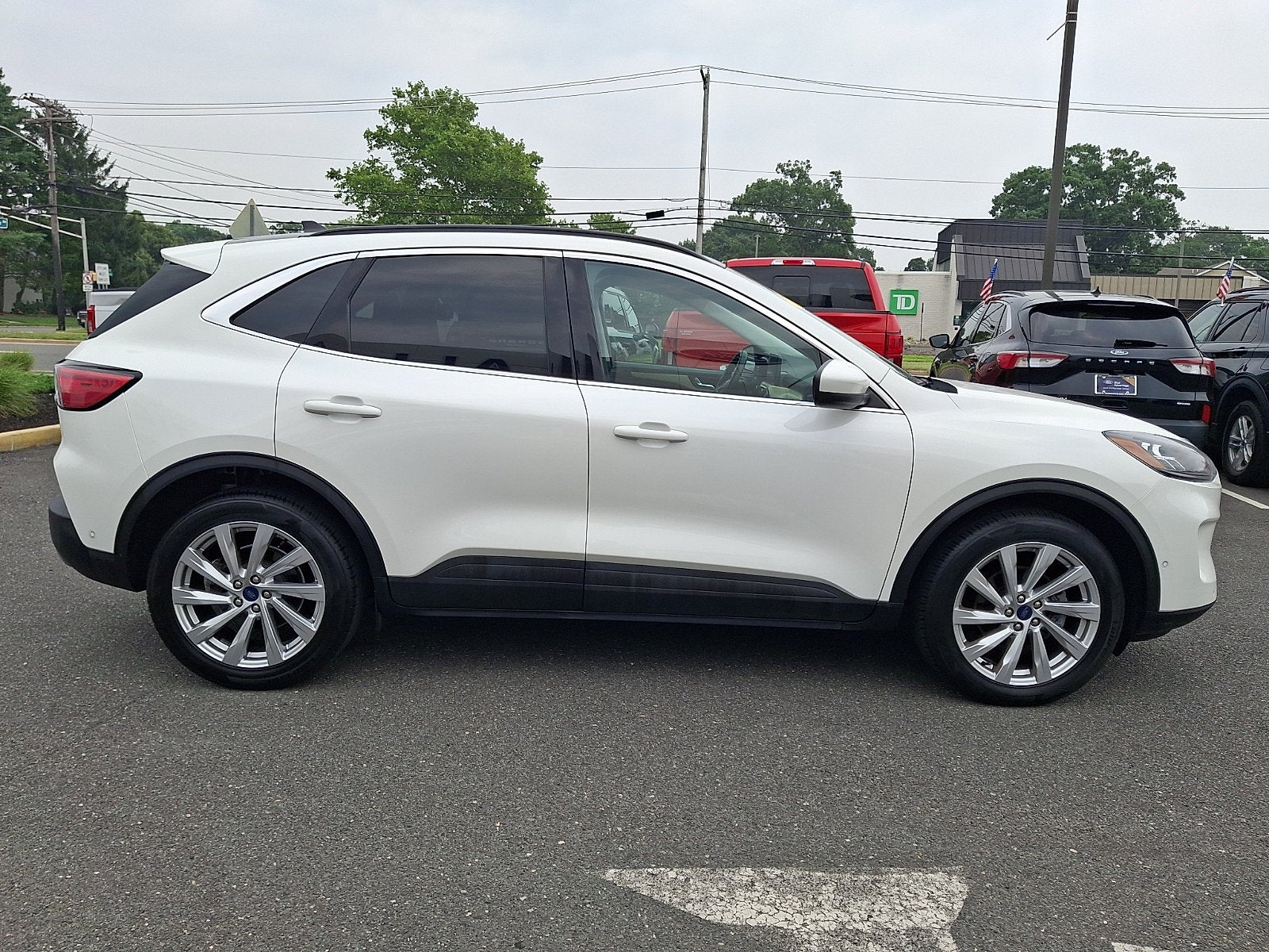 2022 Ford Escape Titanium