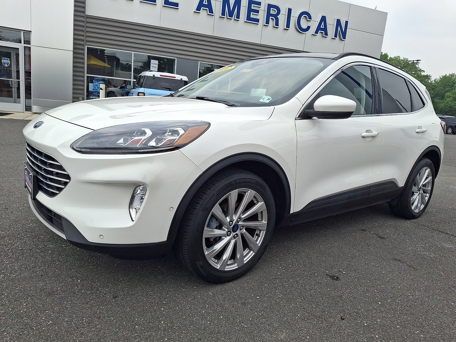 2022 Ford Escape Titanium