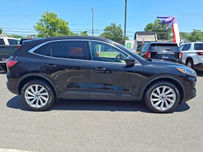 2022 Ford Escape Titanium