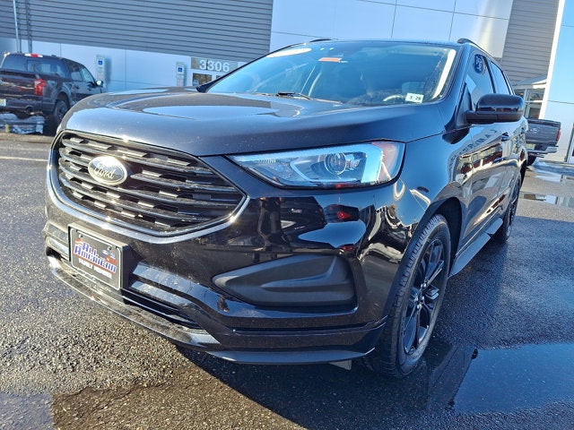 2022 Ford Edge SE