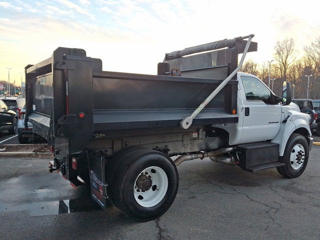 2022 Ford F-750 Chassis Cab Mason Dump