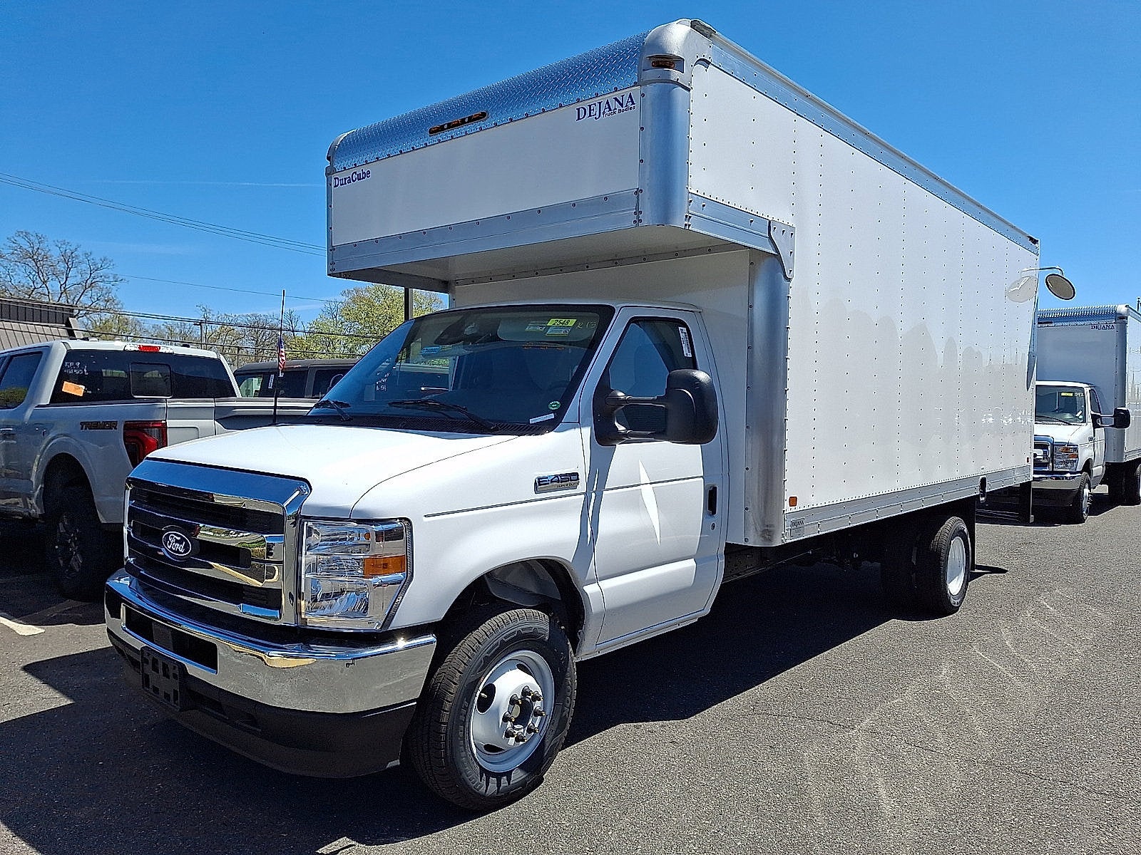 2027 Ford E-Series Cutaway E-450 DRW 158" WB
