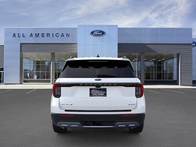 2026 Ford Explorer XLT