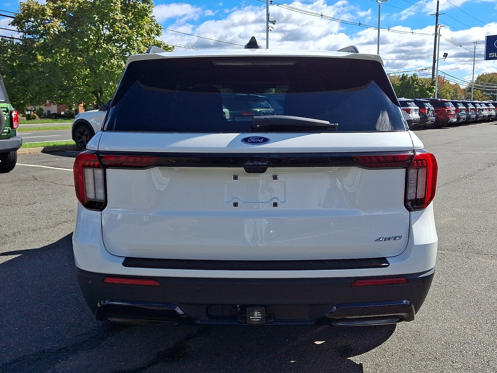 2025 Ford Explorer ST-Line