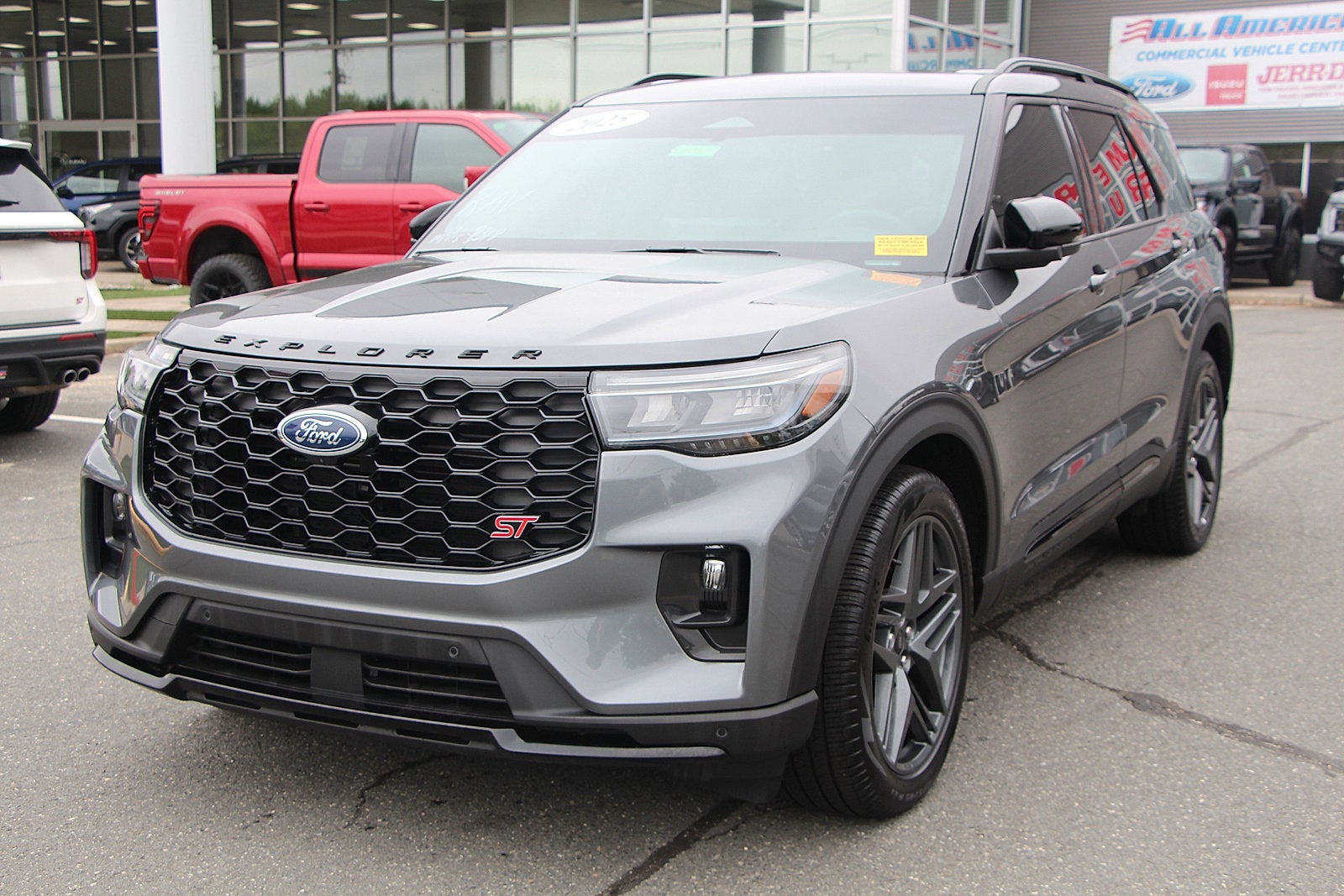 2025 Ford Explorer ST