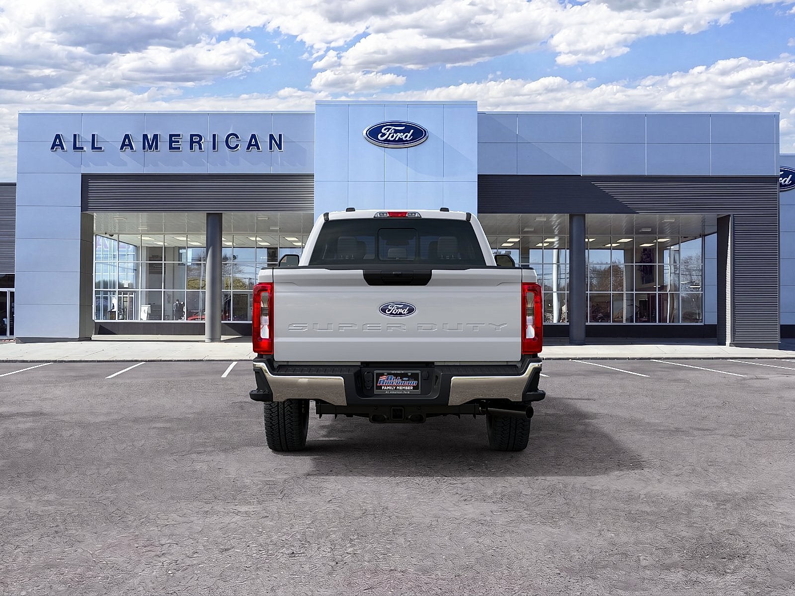 2027 Ford Super Duty F-350 SRW XL
