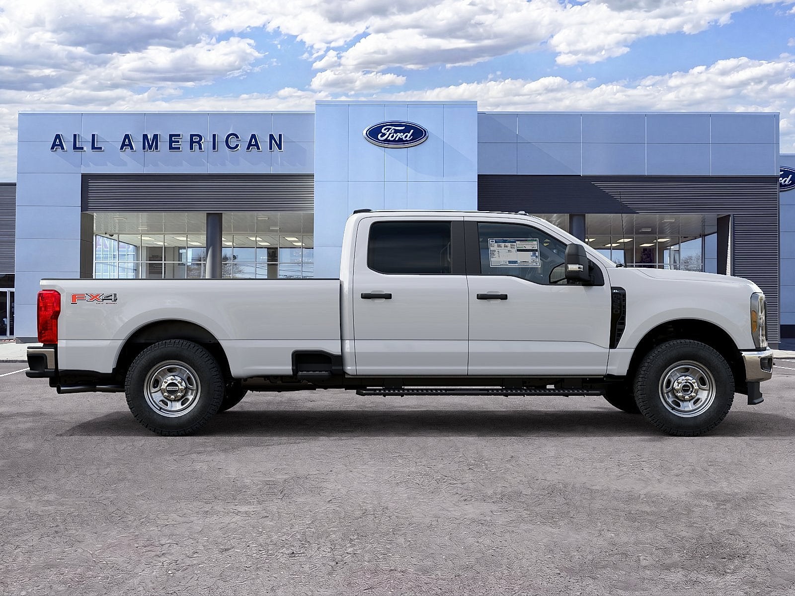 2027 Ford Super Duty F-350 SRW XL