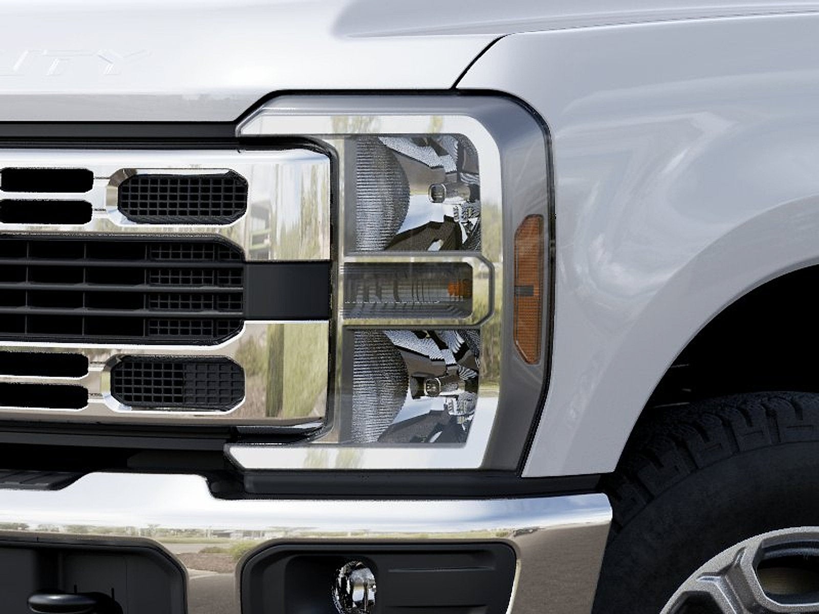 2027 Ford Super Duty F-350 SRW XLT