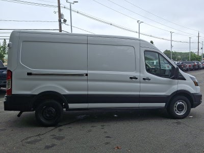 2023 Ford Transit-250 T-250 130" Med Rf 9070 GVWR RWD