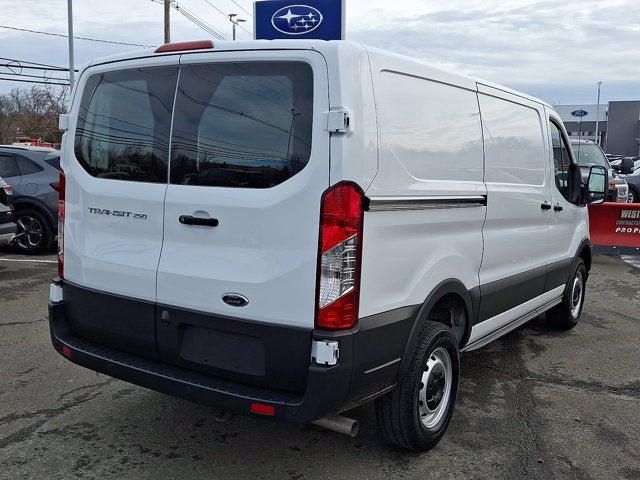 2024 Ford Transit-250 T-250 130" Low Rf 9070 GVWR RWD