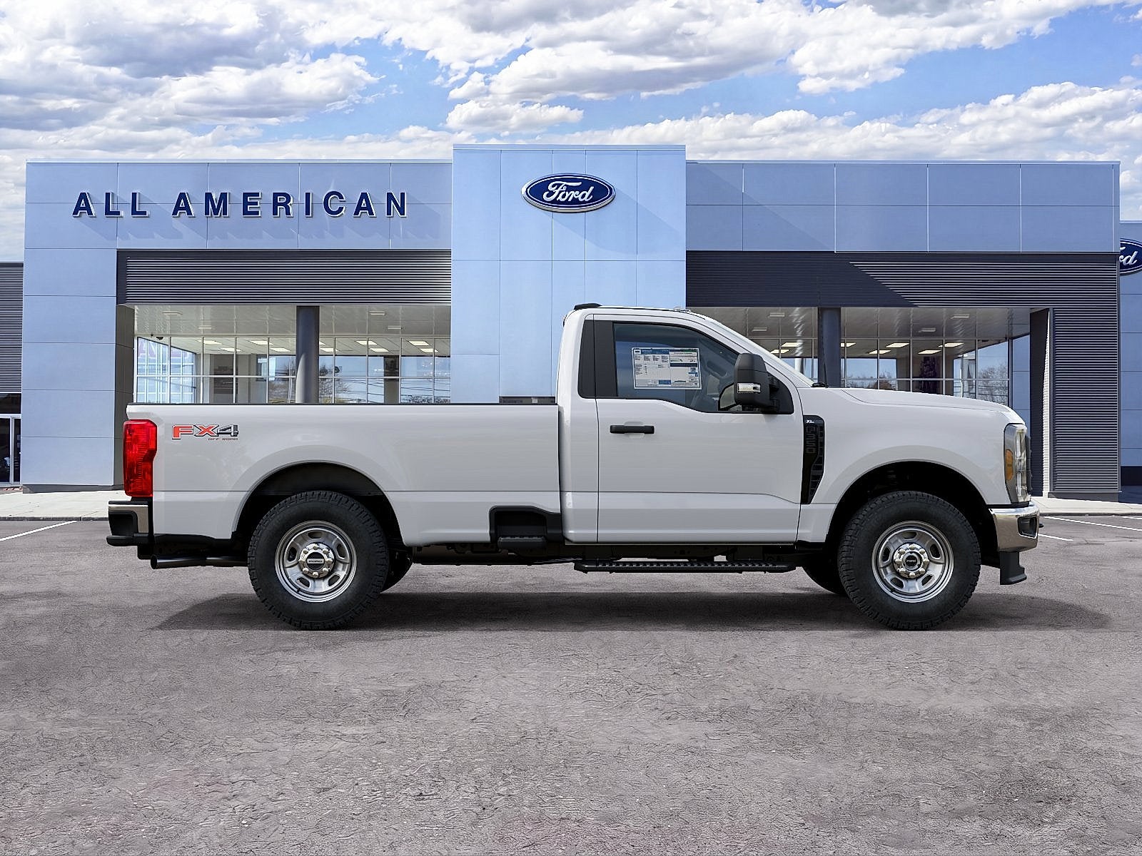 2027 Ford Super Duty F-350 SRW XL