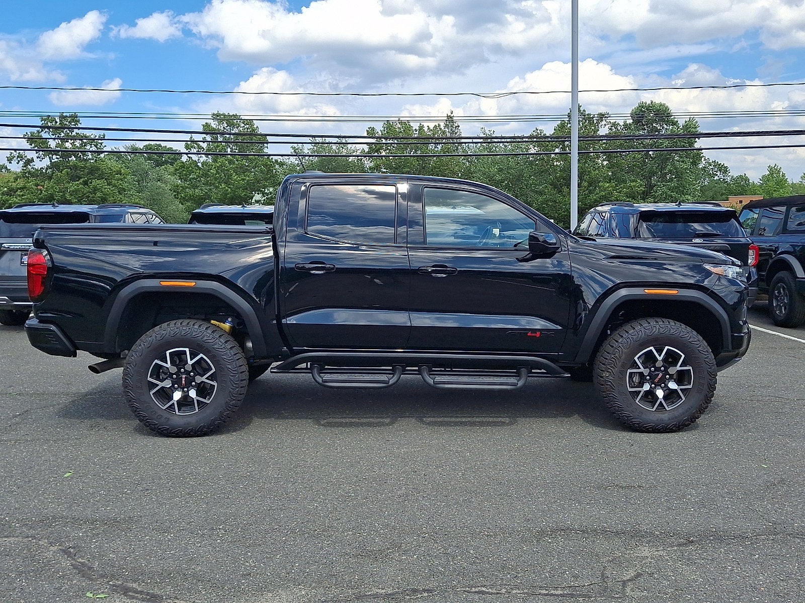 2024 GMC Canyon 4WD AT4X