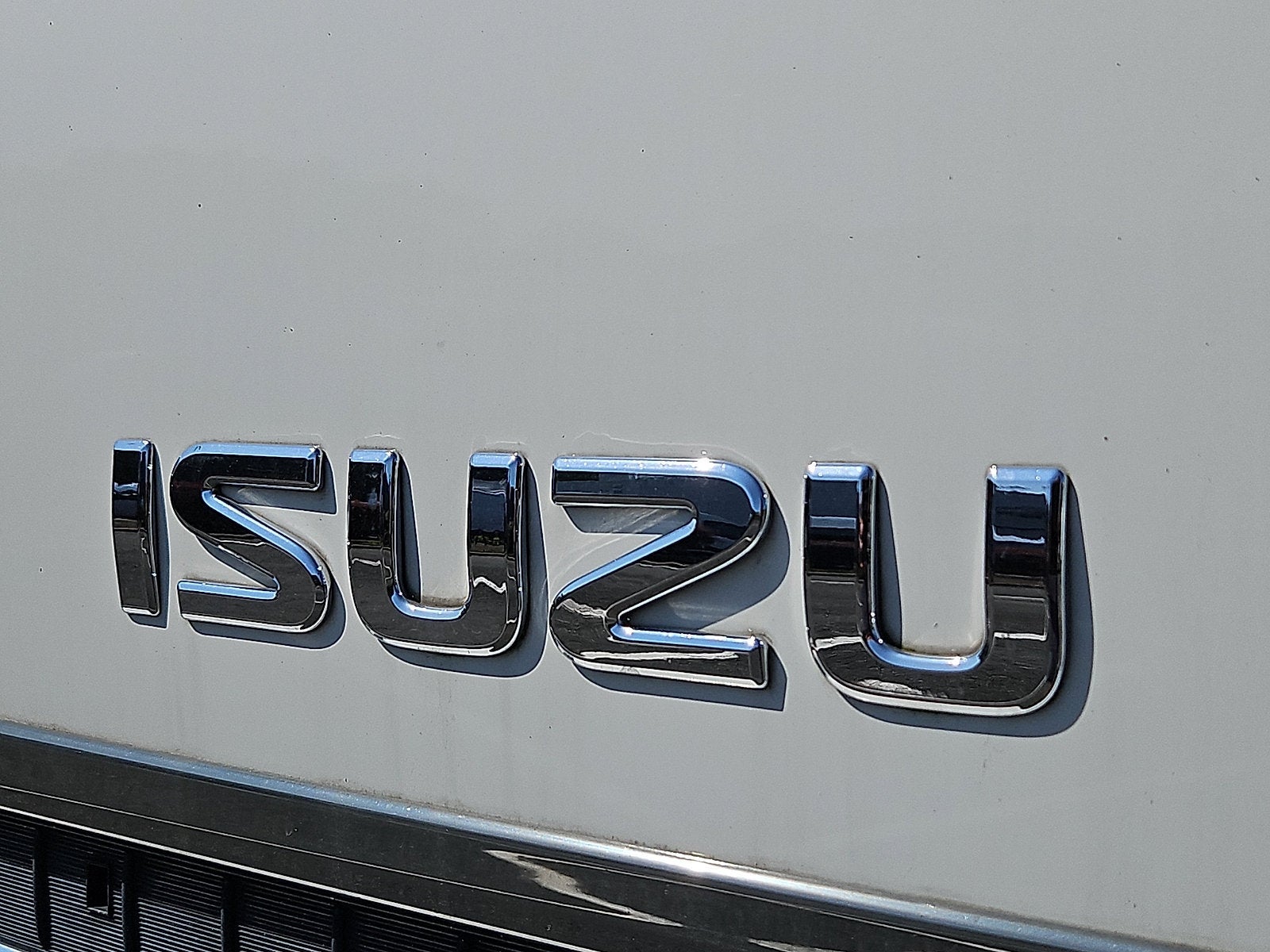 2019 Isuzu NRR 20' Box Truck W/Power Liftgate