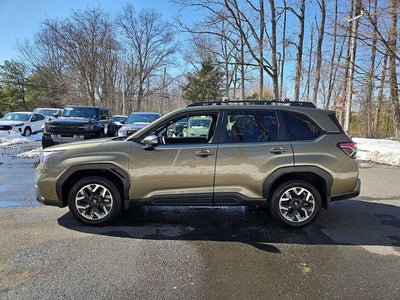 2025 Subaru Forester Premium