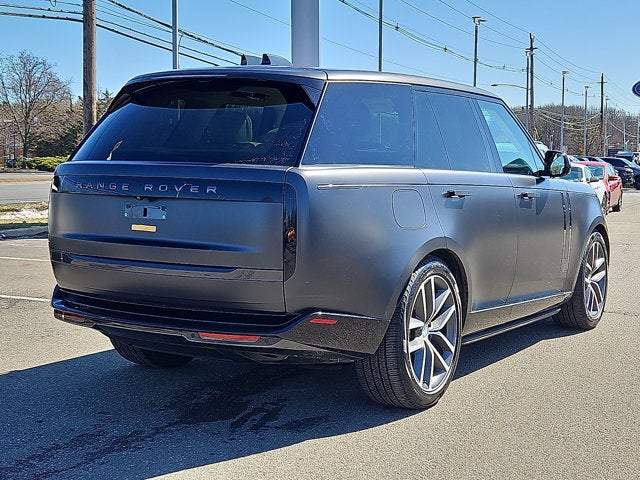2024 Land Rover Range Rover SE