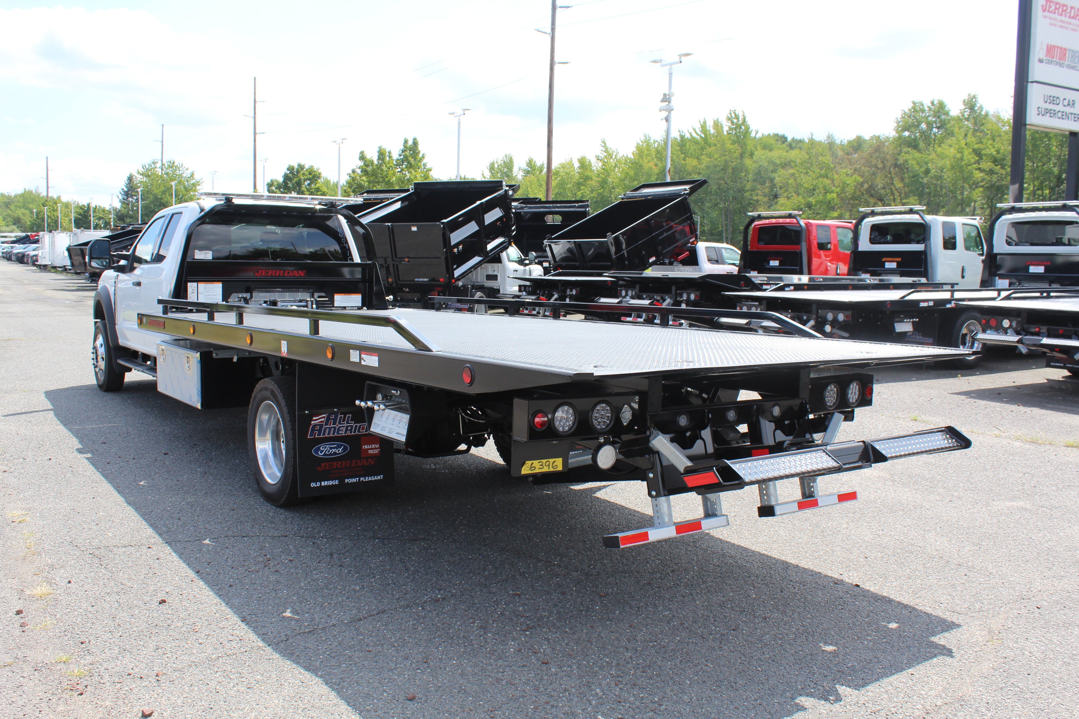 2026 Ford F-550 Jerr-Dan 6-Ton Steel XLP SD Carrier