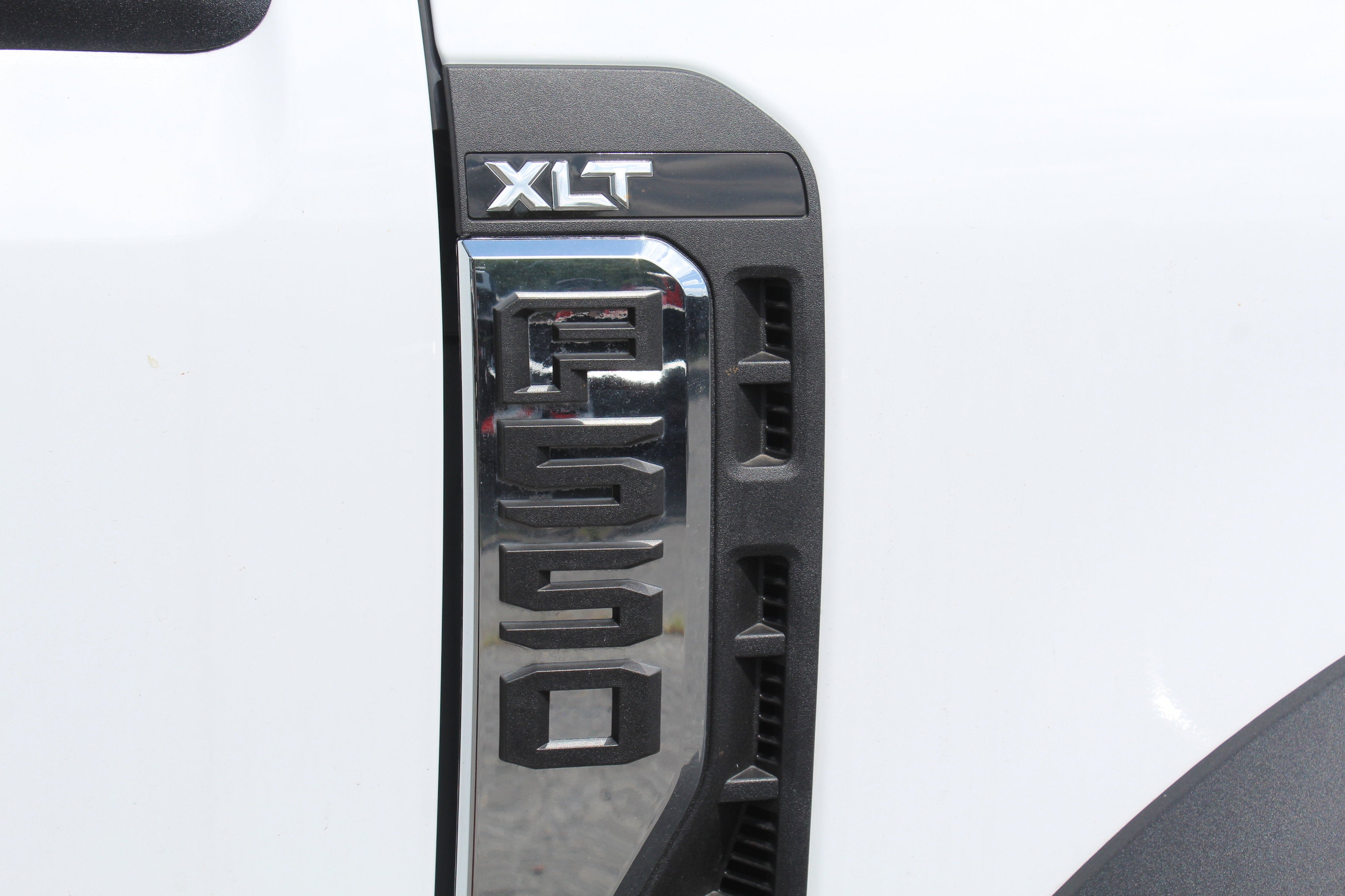 2026 Ford F-550 Jerr-Dan 6-Ton Steel XLP SD Carrier
