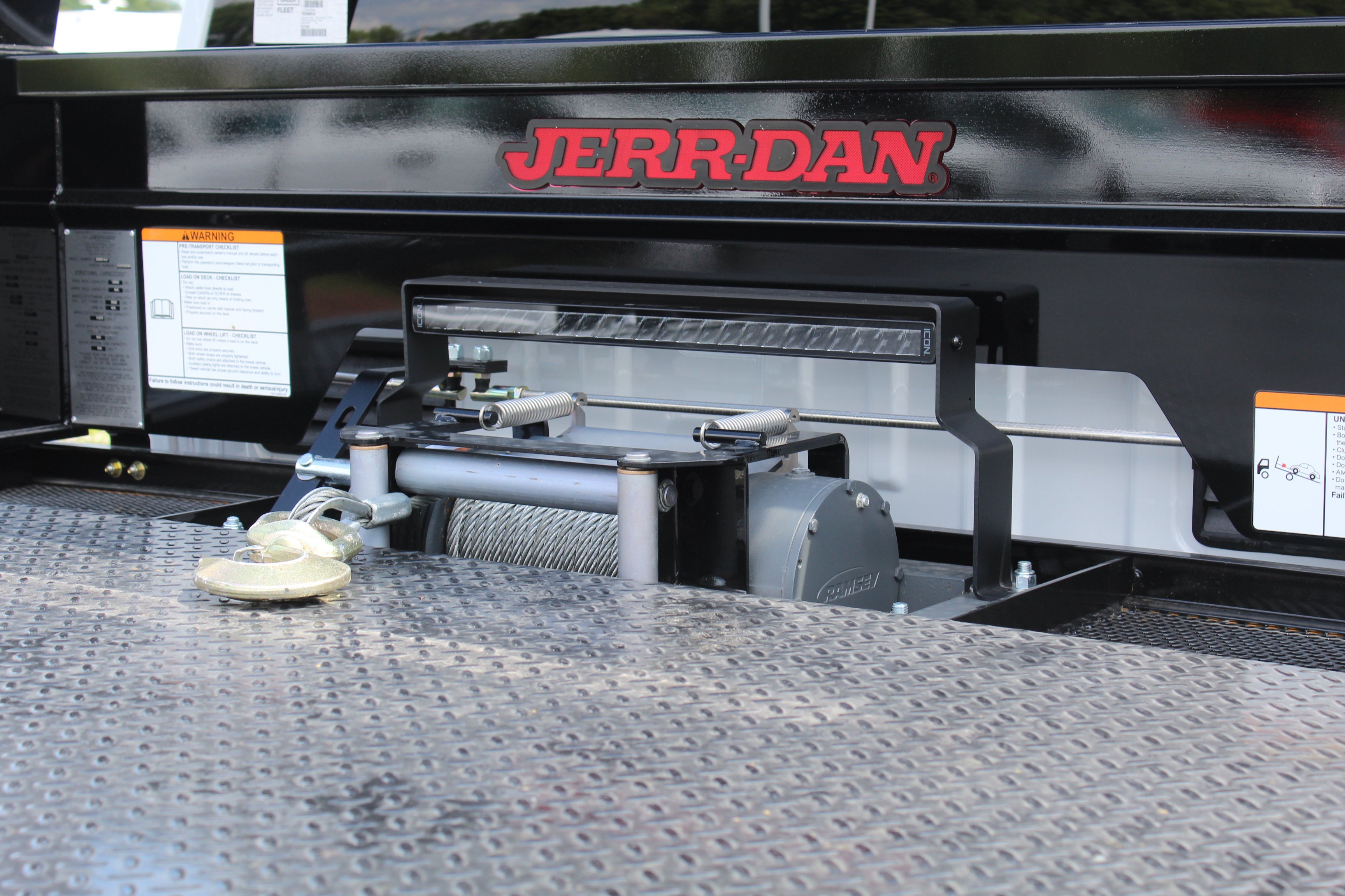 2026 Ford F-550 Jerr-Dan 6-Ton Steel XLP SD Carrier