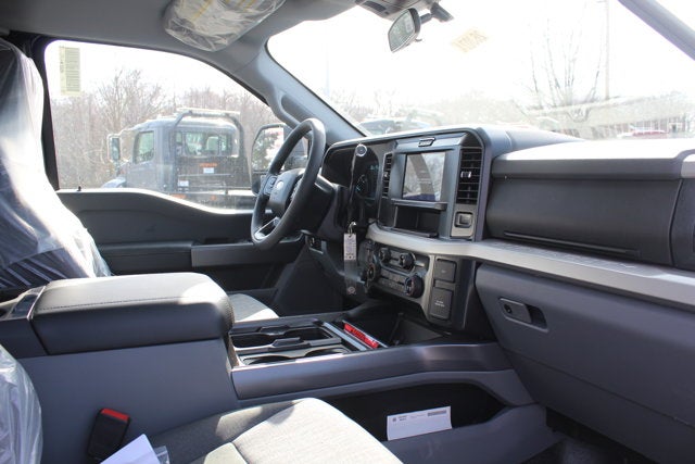 2026 Ford F-550 Jerr-Dan 6-Ton Steel XLP SD Carrier