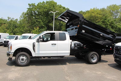 2025 Ford Chassis Cab F-350® XL