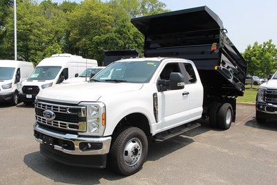 2025 Ford Chassis Cab F-350® XL