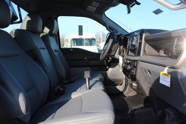 2025 Ford Chassis Cab F-600® XL