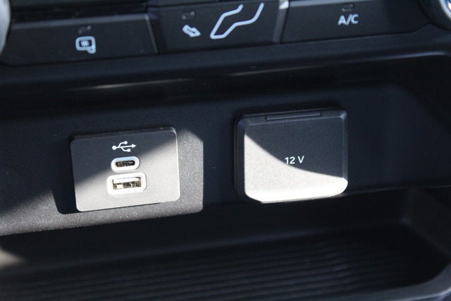 2025 Ford Chassis Cab F-600® XL