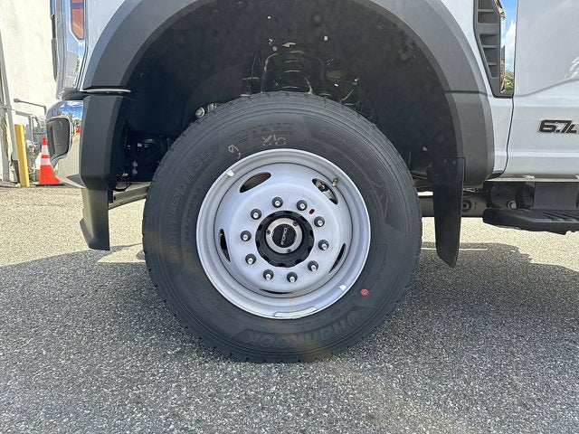 2024 Ford Chassis Cab F-600® XL