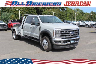 2026 Ford Chassis Cab F-550® LARIAT®