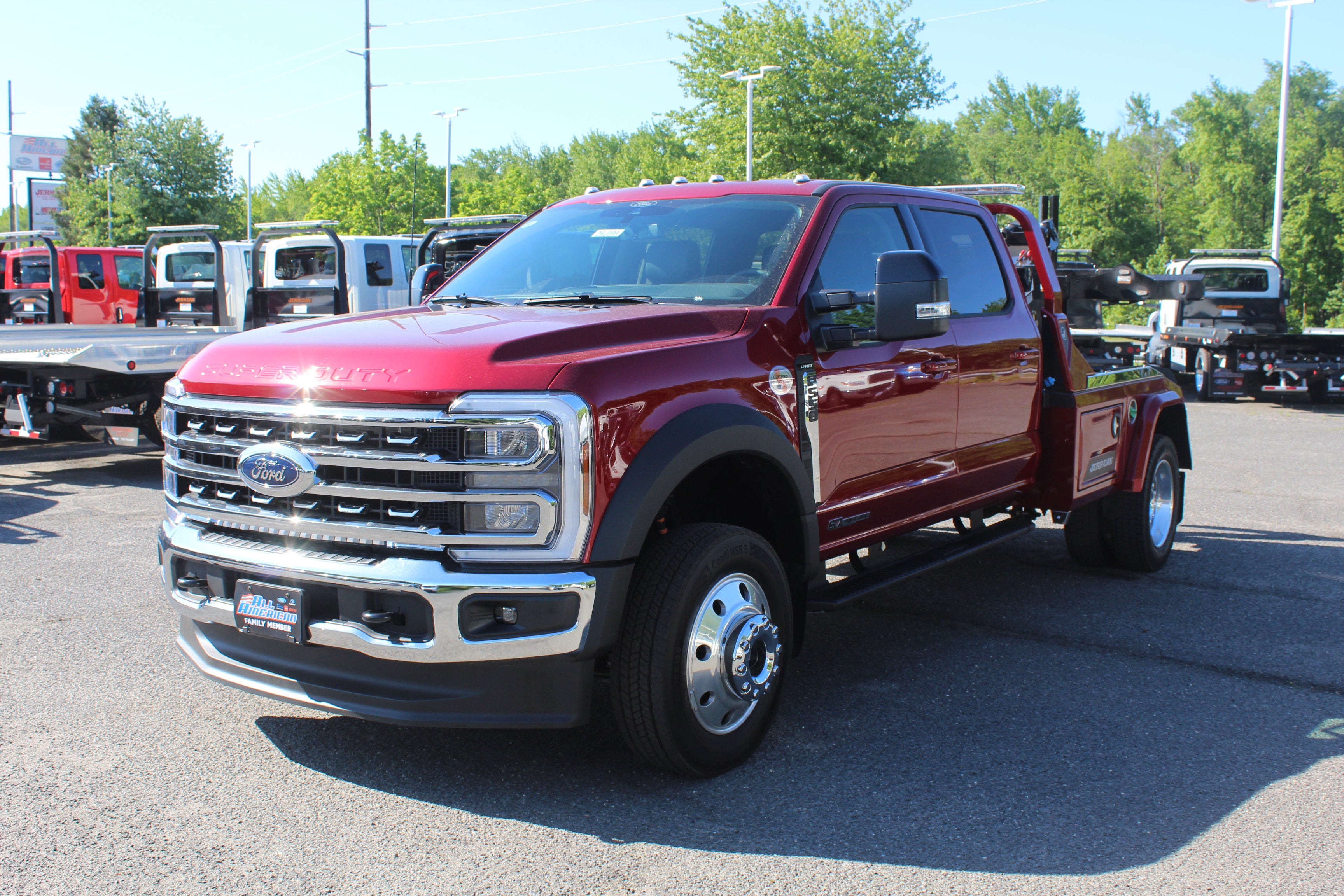 2026 Ford Chassis Cab F-550® LARIAT®