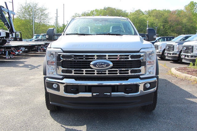 2025 Ford Chassis Cab F-450® XL
