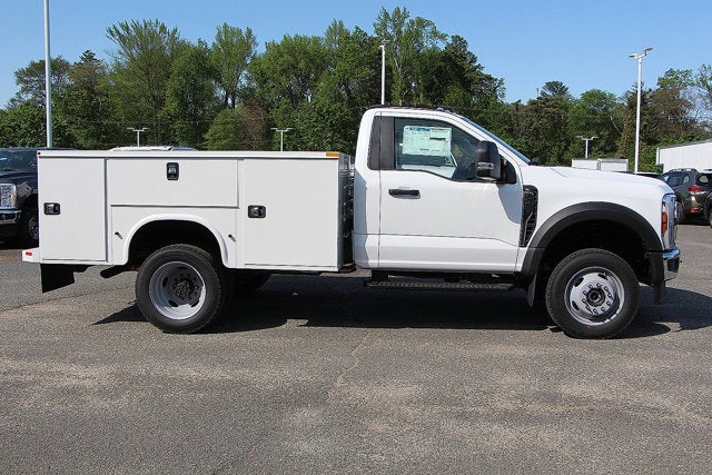 2025 Ford Chassis Cab F-450® XL