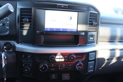 2025 Ford Chassis Cab F-450® XLT