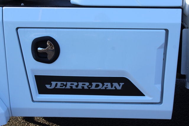 2025 Ford Chassis Cab F-450® XLT