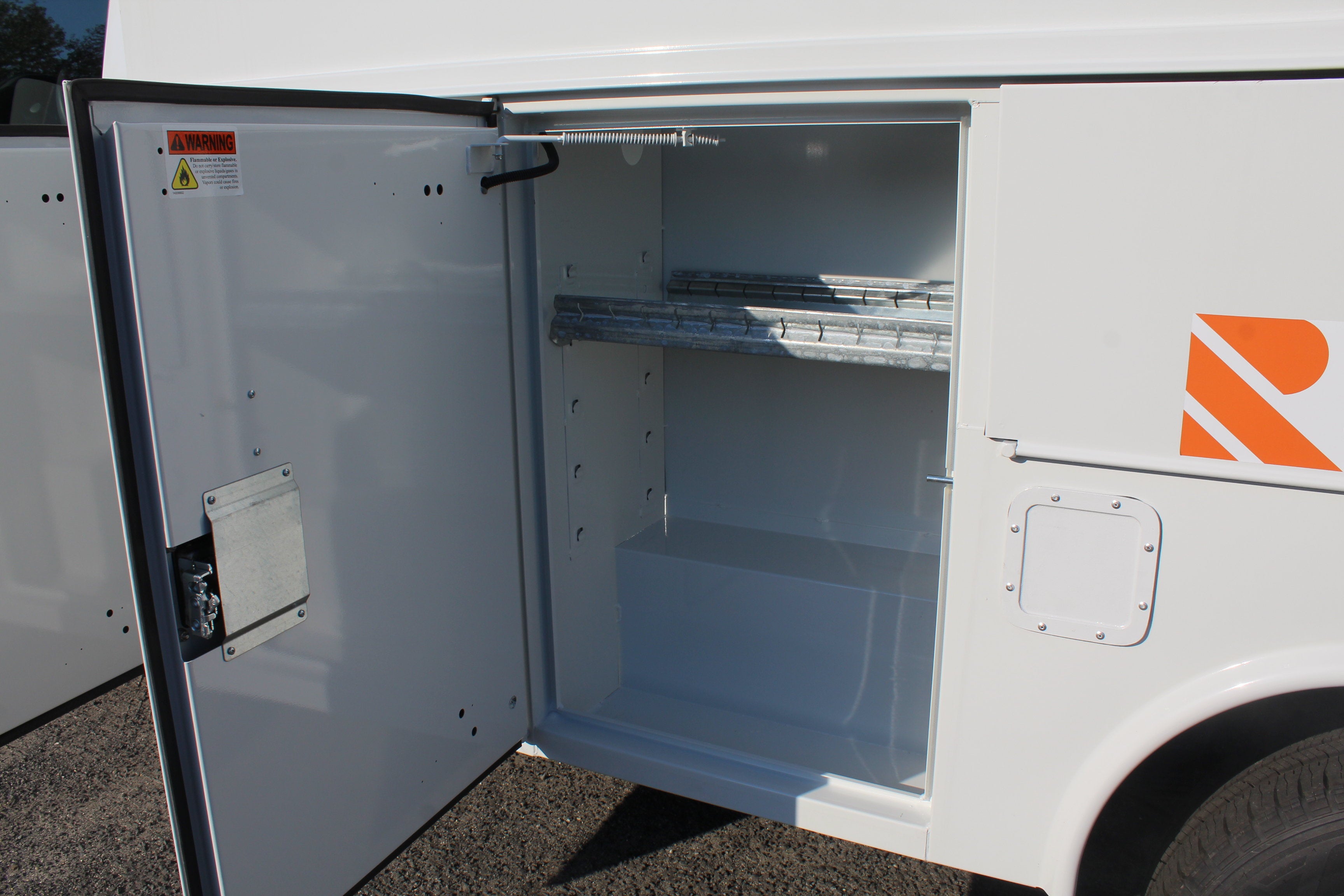 2027 Ford Econoline Cutaway E-350 SRW