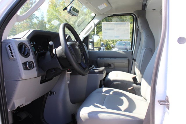2026 Ford Econoline Cutaway E-350 SRW