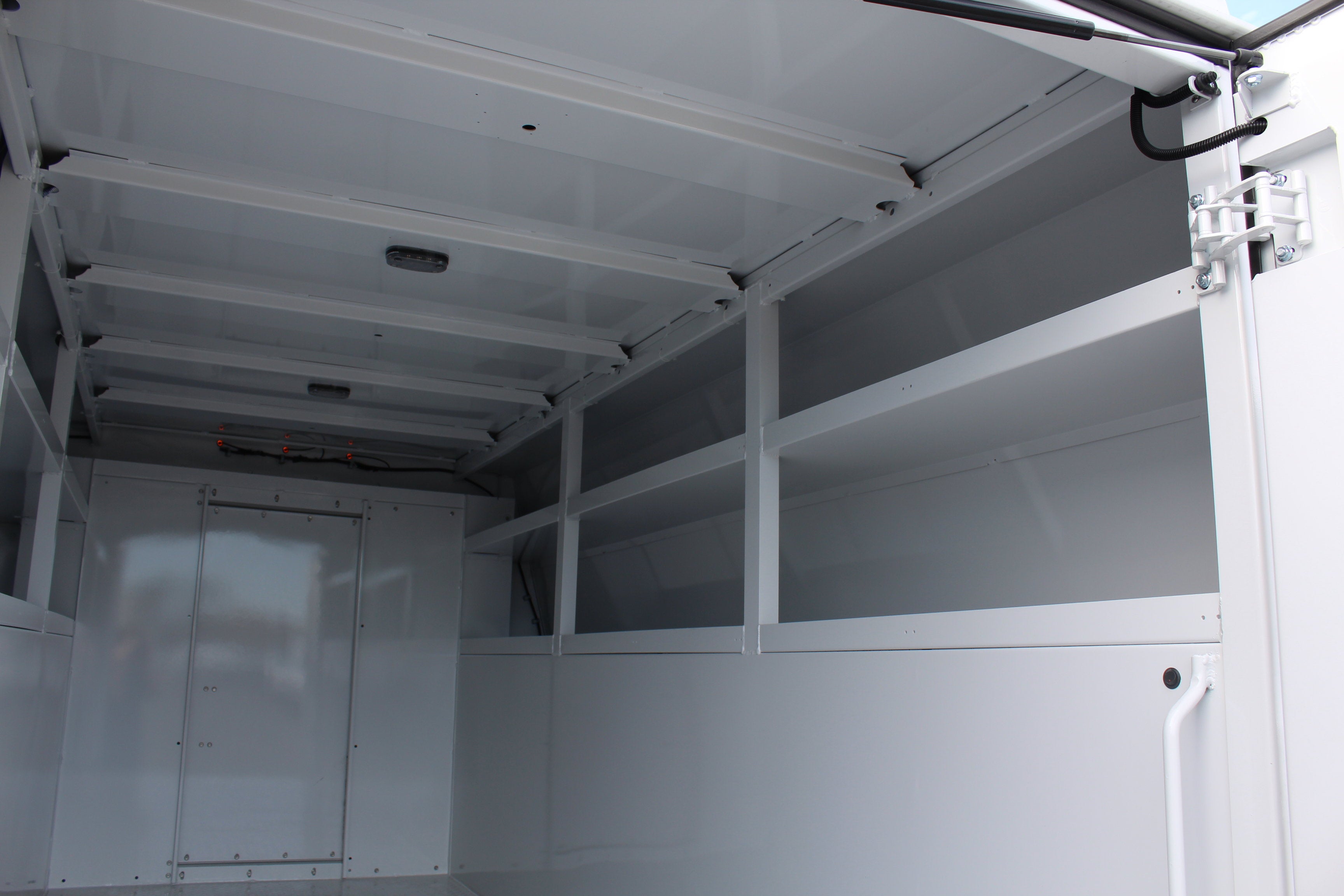 2027 Ford Econoline Cutaway E-350 SRW