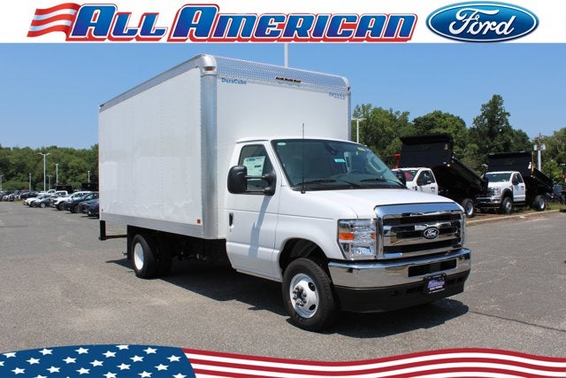 2026 Ford Econoline Cutaway E-350 SRW