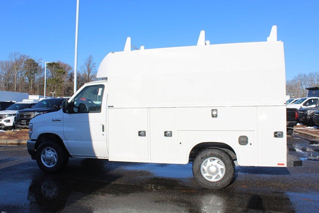 2026 Ford Econoline Cutaway E-350 SRW