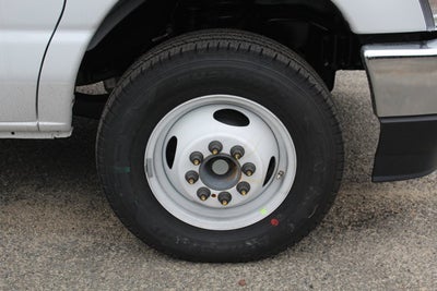 2026 Ford Econoline Cutaway E-450 DRW