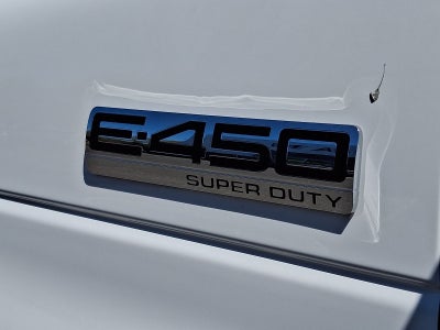 2027 Ford Econoline Cutaway E-450 DRW