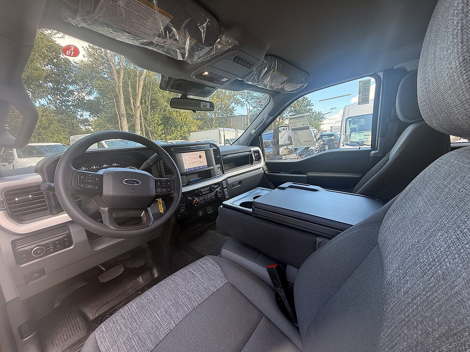 2026 Ford Super Duty F-350® XLT