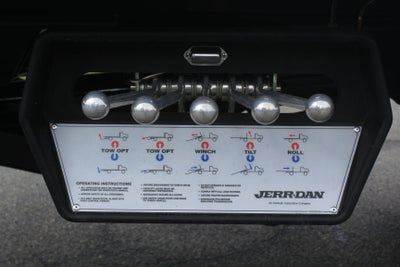 2027 International MV607 Jerr-Dan 6-Ton Steel XLP SD Carrier