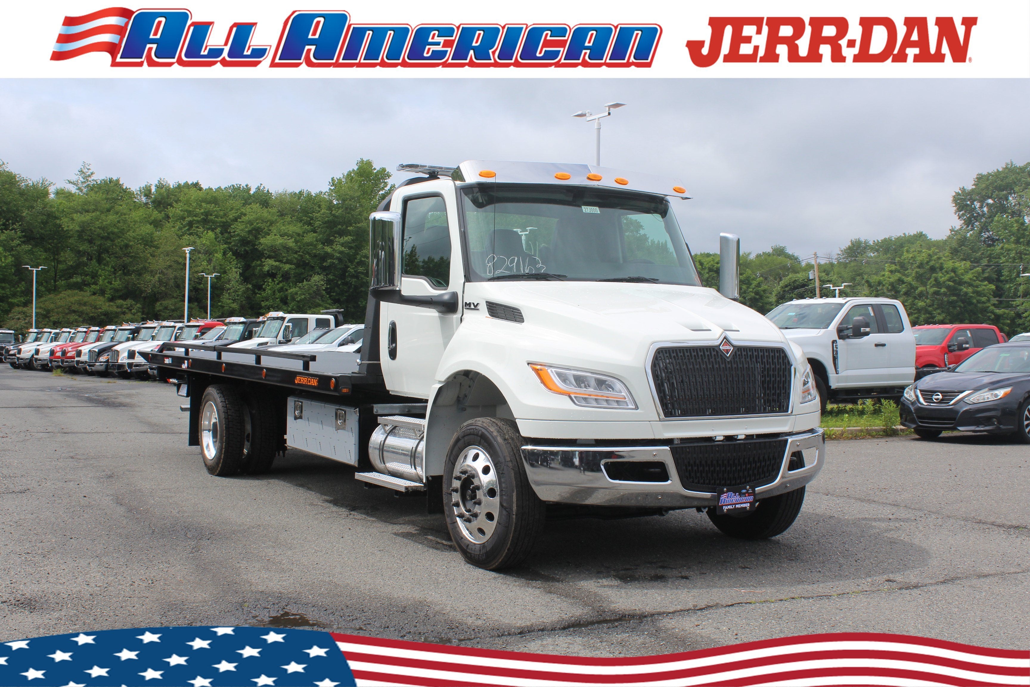 2027 International MV607 Jerr-Dan 6-Ton Steel XLP SD Carrier