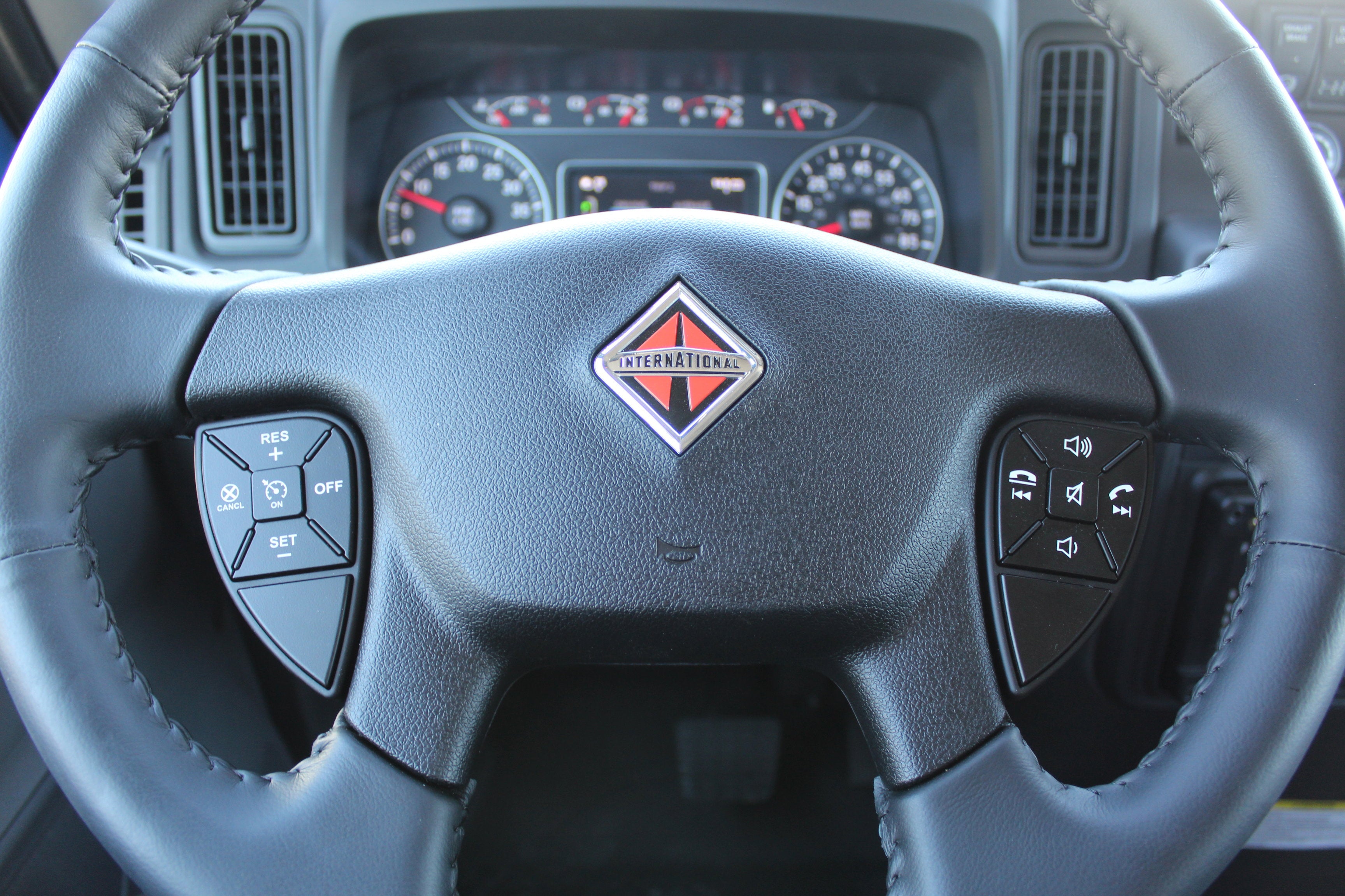 2026 International MV607 Jerr-Dan 6-Ton Steel XLP SD Carrier