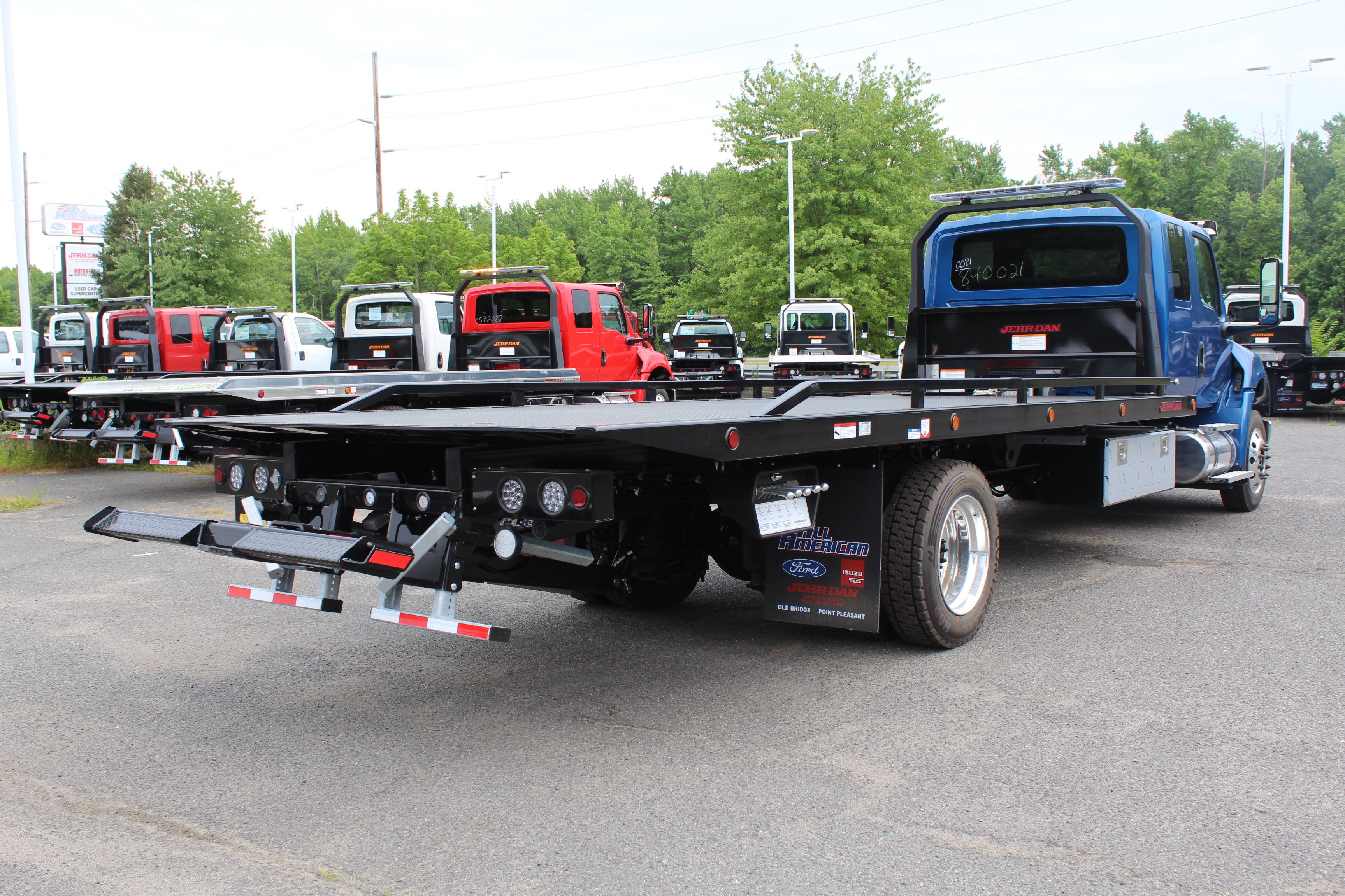 2027 International MV607 Jerr-Dan 6-Ton Steel XLP SD Carrier