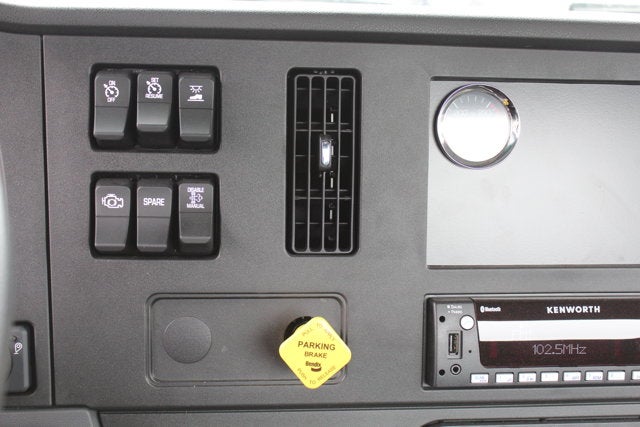 2025 Kenworth T280 22 FT Steel 4x2 Carrier Jerr-Dan