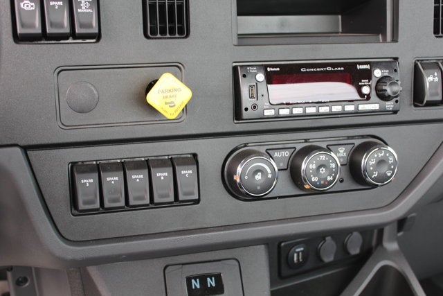 2025 Peterbilt 536 22 FT Steel 4x2 Carrier Jerr-Dan