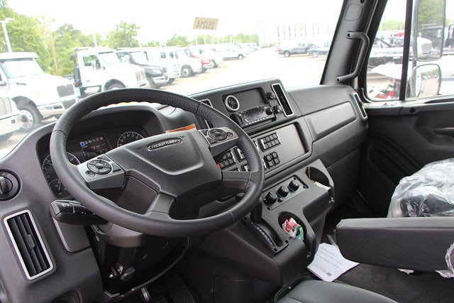 2025 Freightliner M2106 Jerr-Dan 22 FT Steel 4x2 Carrier